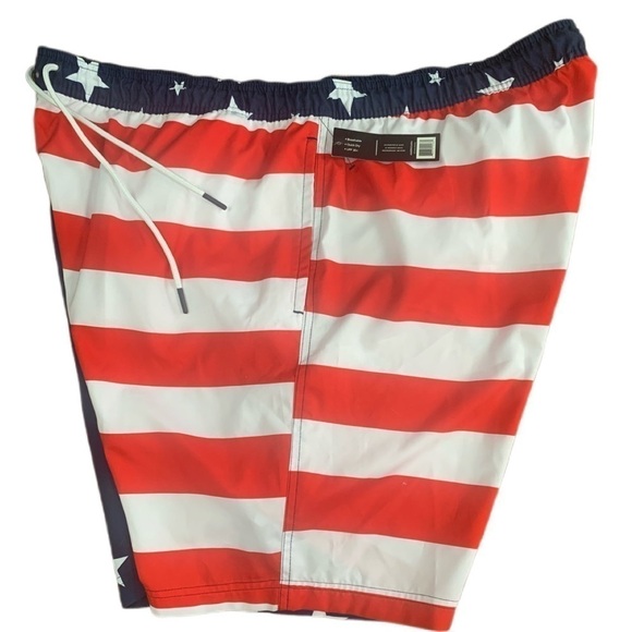 BJ’s Men’s Americana Swim Shorts Size XXL Red White & Blue SPF 30+ 3 Pockets NEW - Picture 7 of 9